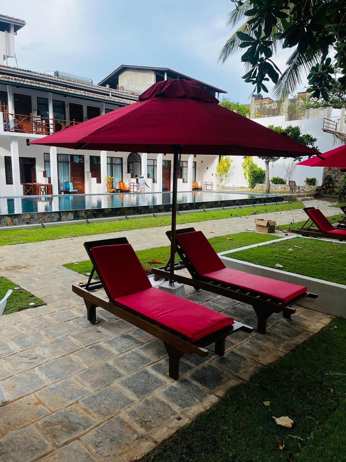 Surf Sea Breeze Apartments Mirissa Zewnętrze zdjęcie