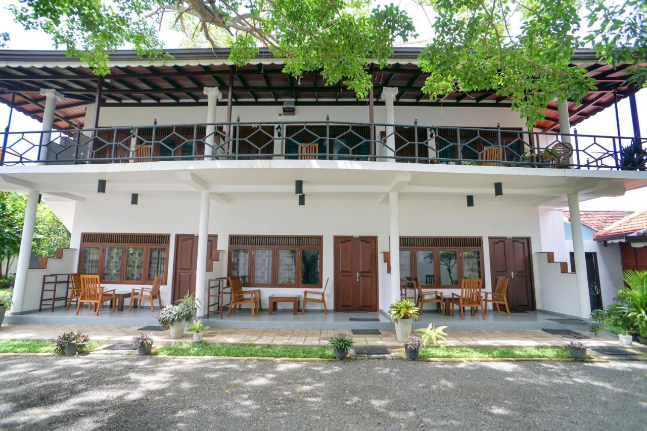 Surf Sea Breeze Apartments Mirissa Zewnętrze zdjęcie